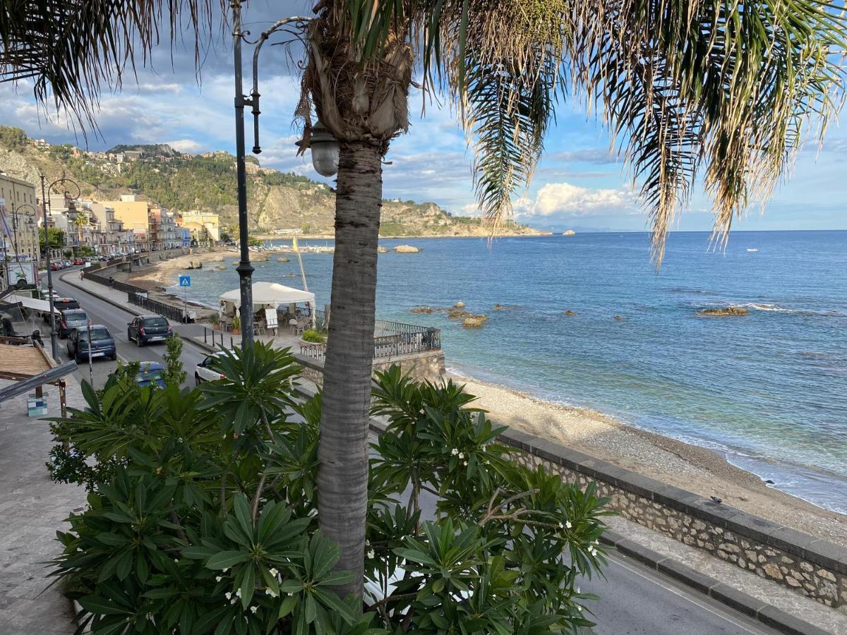 Casa Nicole Fronte Mare Βίλα Giardini Naxos Εξωτερικό φωτογραφία