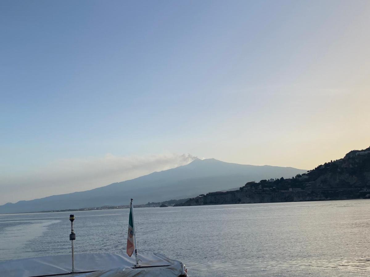 Casa Nicole Fronte Mare Βίλα Giardini Naxos Εξωτερικό φωτογραφία