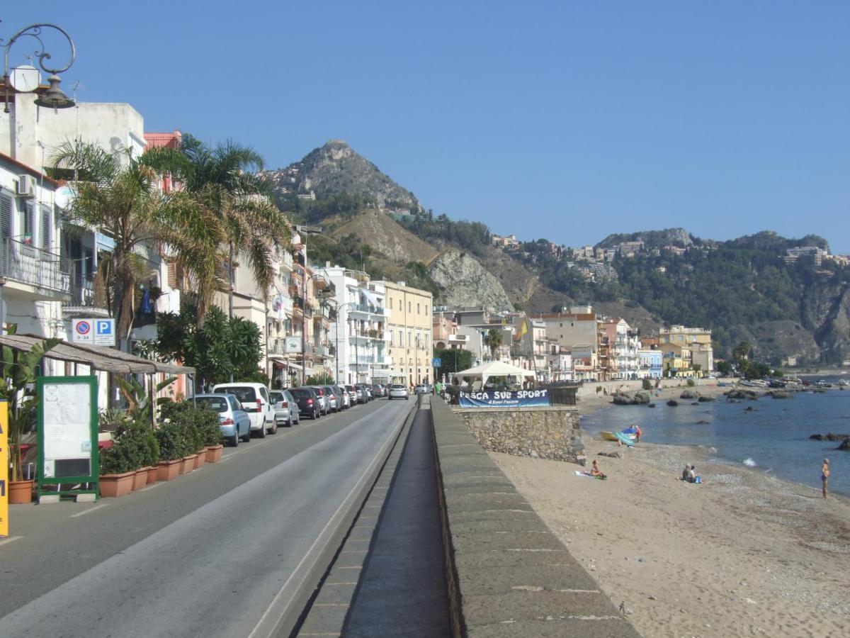 Casa Nicole Fronte Mare Βίλα Giardini Naxos Εξωτερικό φωτογραφία
